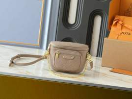 Picture of Louis Vuitton Handbags _SKUfw198497242fw